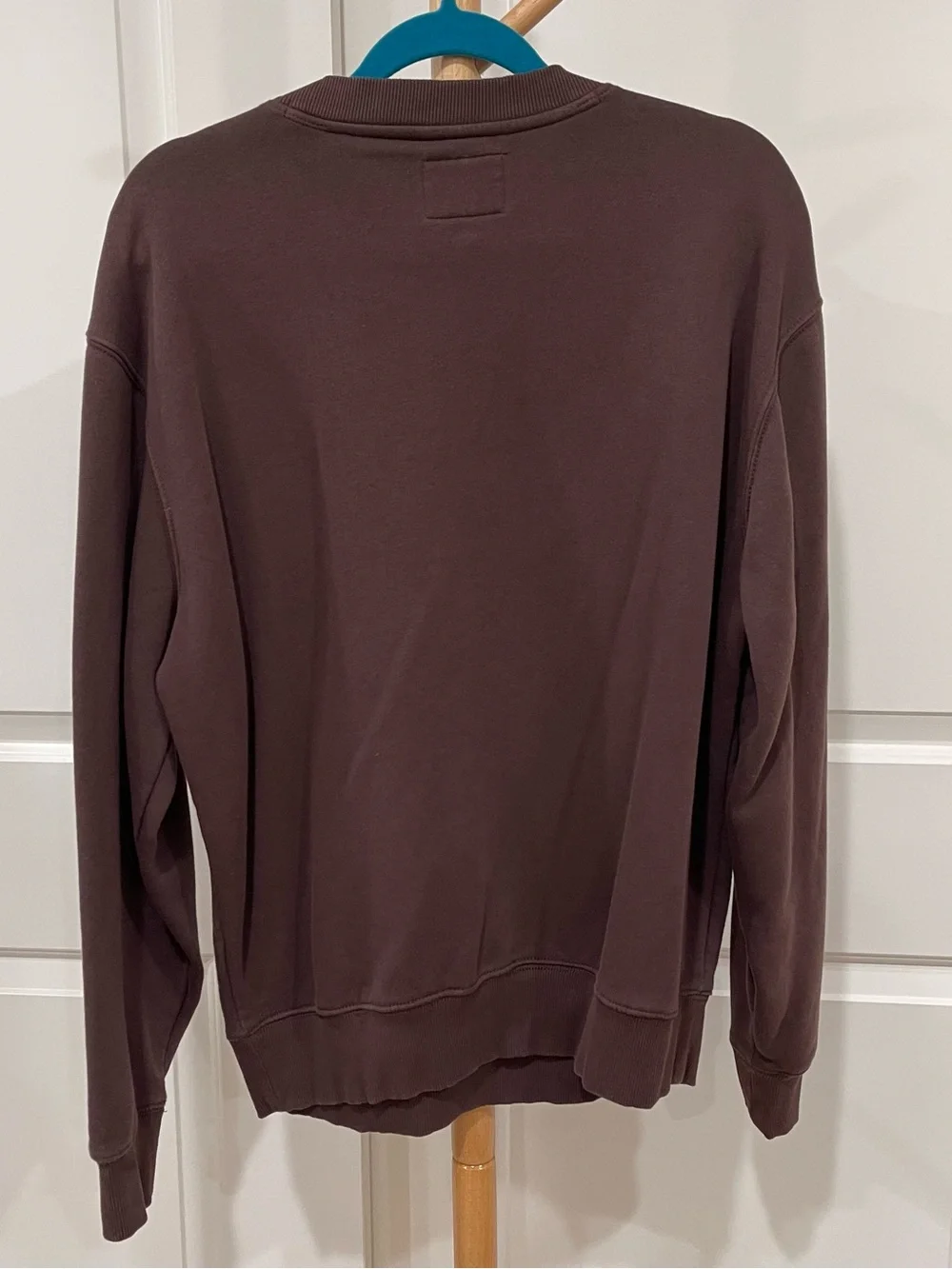 Old Navy Mens Classic Brown Crewneck Sweatshirt